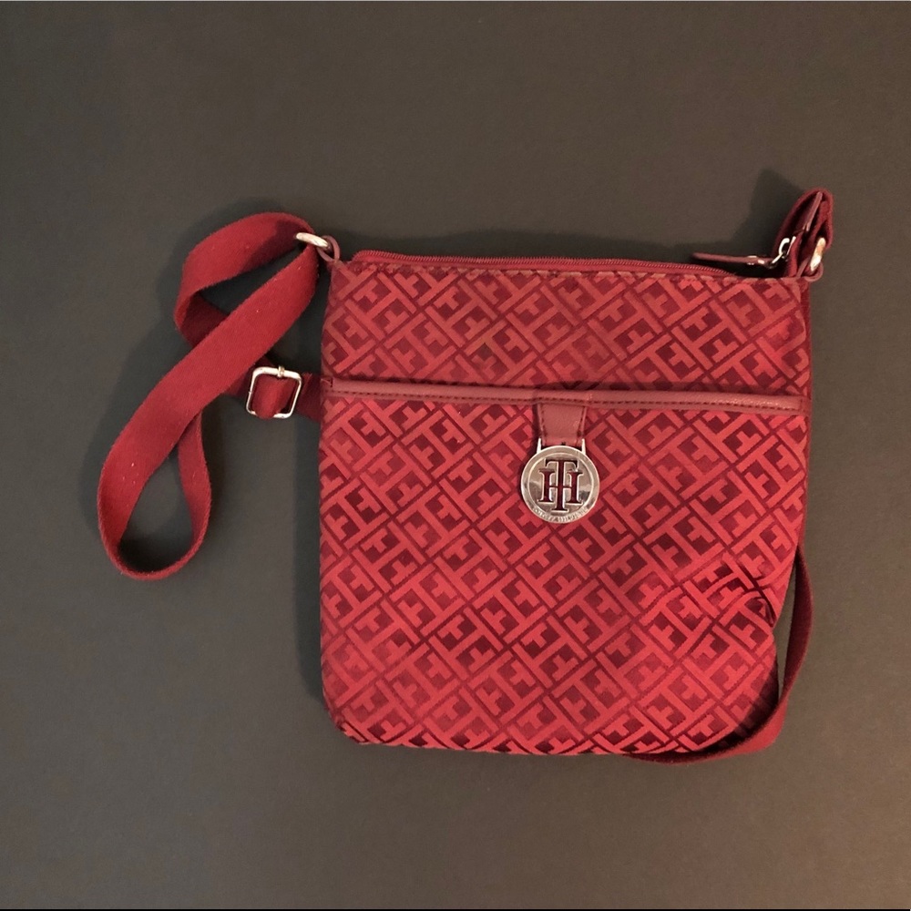 Tommy Hilfiger crossbody purse